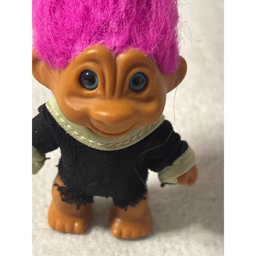 Vintage Troll Doll Pink Hair Blue Eyes Black‎ White Shirt Retro 90s Collectible